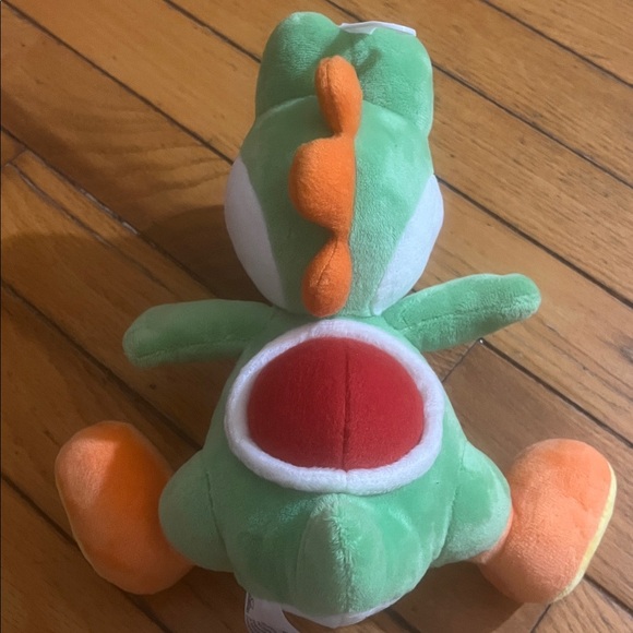 Yoshi Stuffed Plush NEW: Mario All Star Coll Walmart Comic con 2025 Made Vietnam - Picture 2 of 10